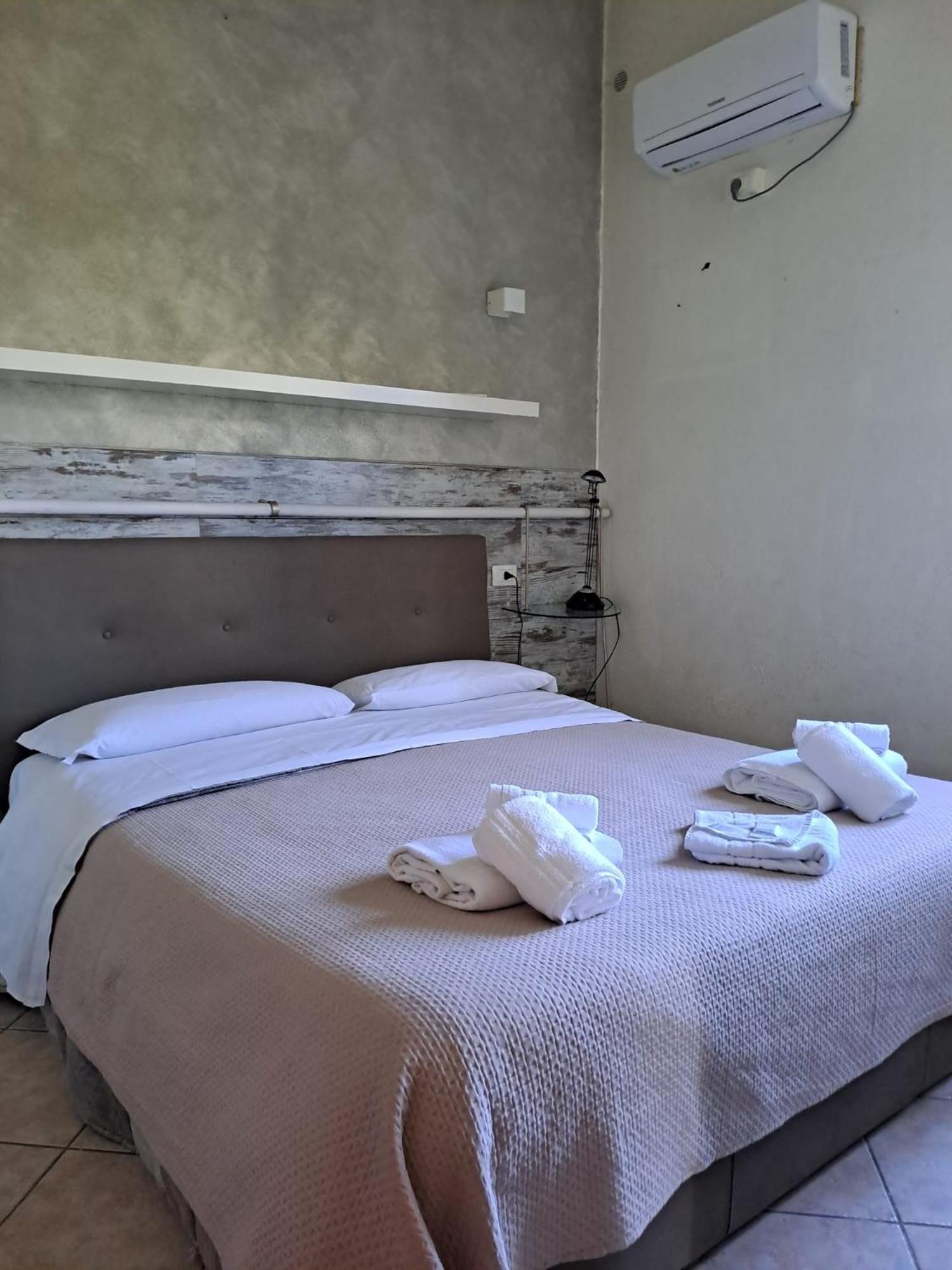 Agriturismo Torre Flavia لاديسْبولِ المظهر الخارجي الصورة
