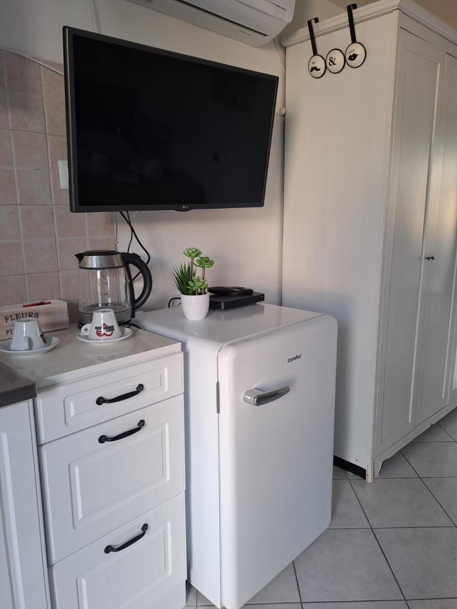 Agriturismo Torre Flavia لاديسْبولِ المظهر الخارجي الصورة