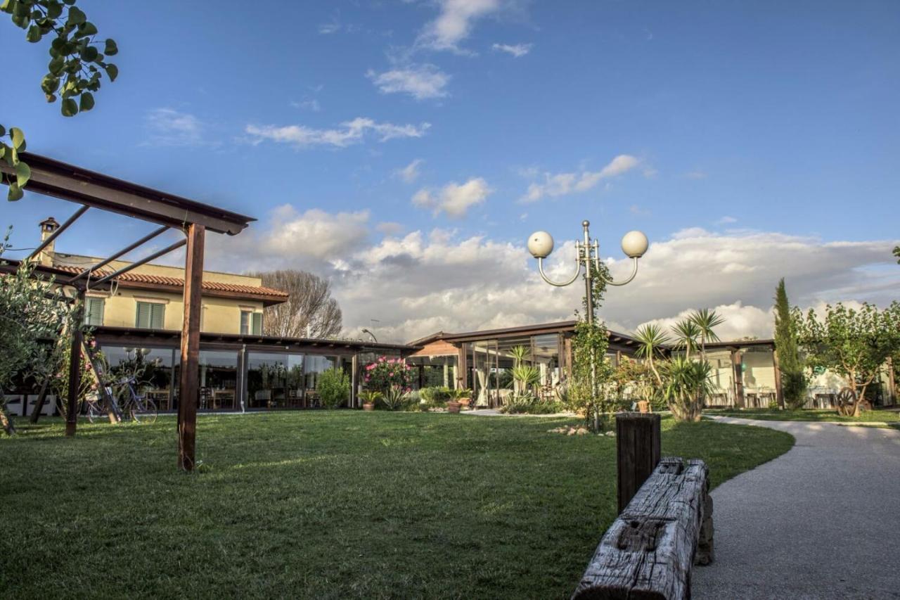 Agriturismo Torre Flavia لاديسْبولِ المظهر الخارجي الصورة